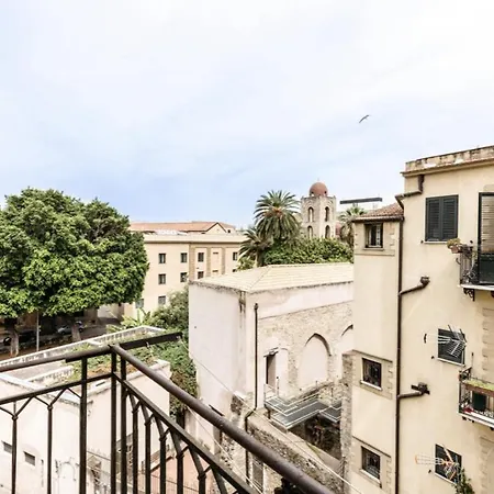 Casadeb Orleans * Palermo