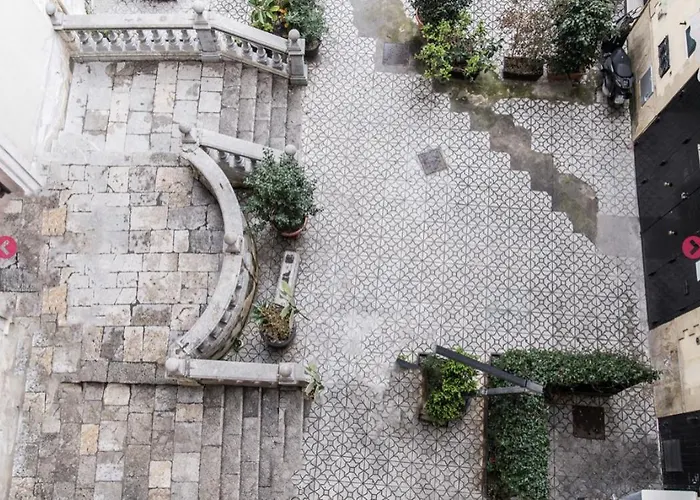 Casadeb Orleans شقة