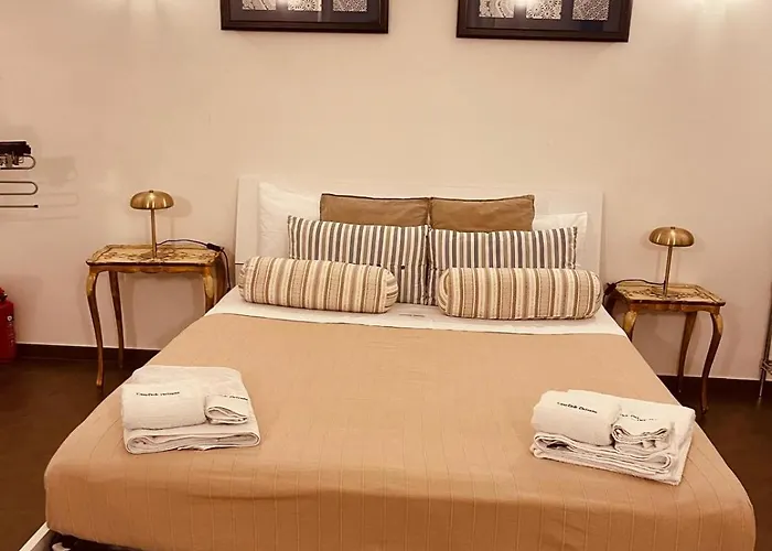 Casadeb Orleans شقة